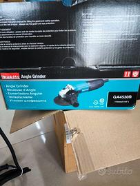 Smerigliatrice Makita GA4530R-720W