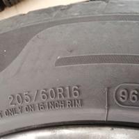 Pneumatici 205/60r16