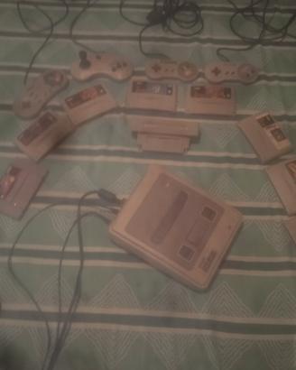 console super Nintendo+8giochi+accessori 