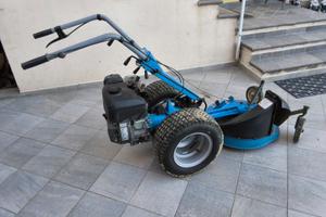 motocoltivatore bcs con piatto tagliata erba. 