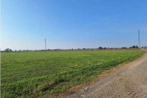 Immobile in asta di 15170 m² a Brembio