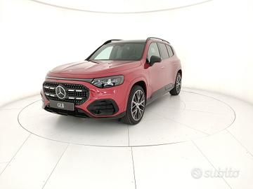MERCEDES-BENZ GLB 200 4MATIC