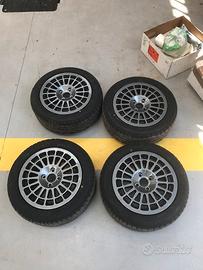 Kit 15 pollici cerchi Montecarlo + 205 50 15 TOYO