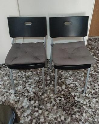 4 sedie e cuscini