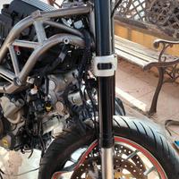 aprilia shiver / Dorsoduro gt 750/900 per ricambi