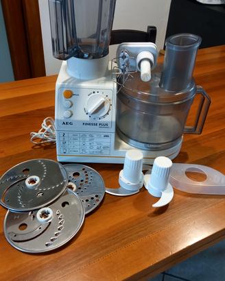 Robot e frullatore da cucina