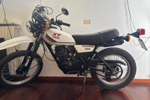 Yamaha XT 250