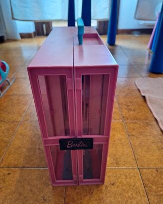 Armadio di Barbie 