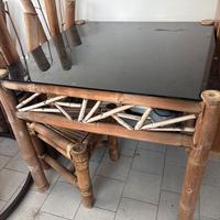 Tavolo esterno con sedie