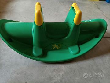 dondolo gigante per piccoli e grandi