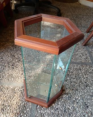 3,83,8 su 5 stelle(8)

Vetrinetta Espositiva 