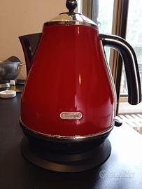 BOLLITORE ICONA VINTAGE DELONGHI ROSSO 1.7lt.