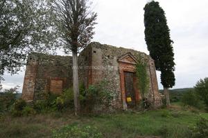 CL268 - Affascinante Casale Rustico da Ristruttur