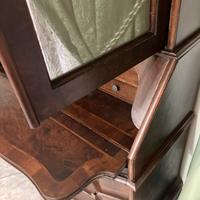 Angoliera con cassettiera