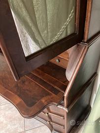 Angoliera con cassettiera