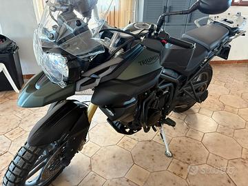 Triumph Tiger 800
