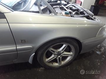 PARAFANGO ANTERIORE DESTRO VOLVO C70 CoupÃ© B5204T