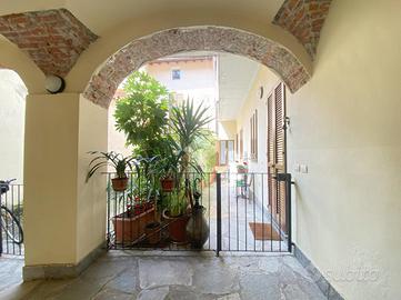 2 LOCALI A VERCURAGO