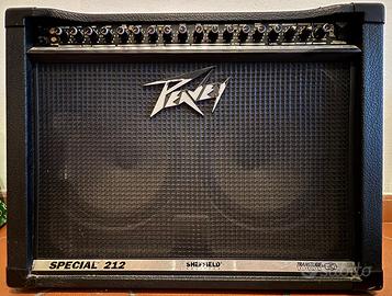 Amplificatore da chitarra Peavey Special 212