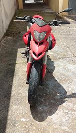 hypermotard 796 ducati 