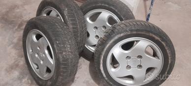 cerchi in lega più gomme