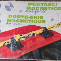 Portasci per auto magnetico  con chiavi