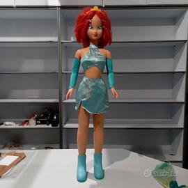 Winks gigante .  bambola alta 1 metro