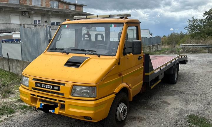 Iveco daily 59.12 carroattrezzi