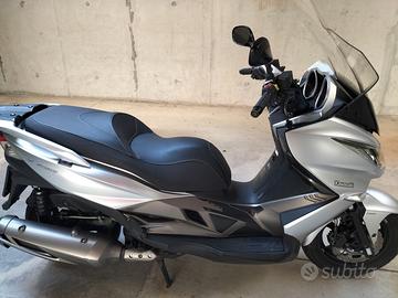 Kawasaki J300 - 2016