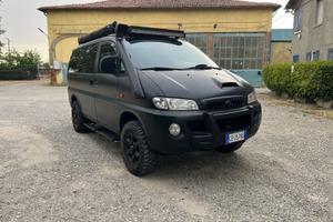 Hyundai H-1 4x4 semicamperizzato