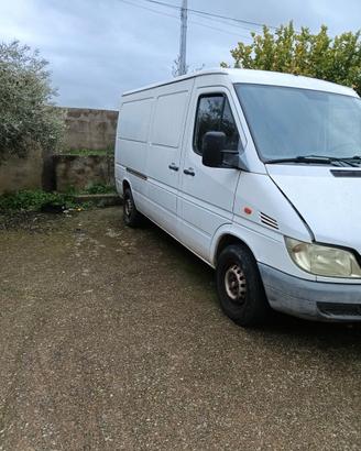 Mercedes Sprinter anno 2000  6.000 €