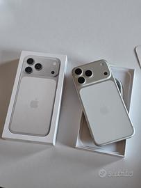 iPhone 17 pro max 256GB silver batteria 100%
