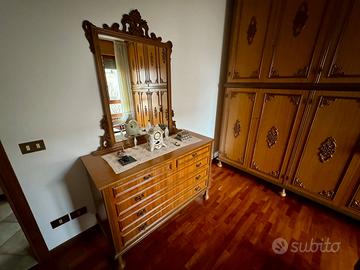 Mobile camera da letto decorato, con specchio - Arredamento e Casalinghi In  vendita a Venezia