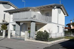 APPARTAMENTO MONOCAMERA DI DESIGN - 96 MQ - ULT...