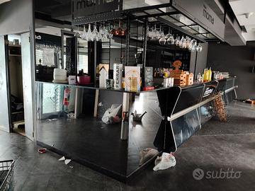 Banco Bar Vetrine e Stufe 