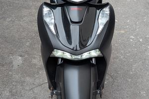 sh 125 i sport  nero