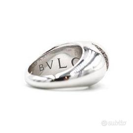 Anello Bulgari Cabochon in oro bianco e diamanti