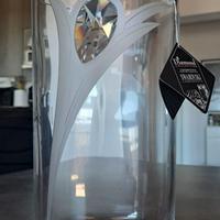 Vaso da fiori in vetro e gemma