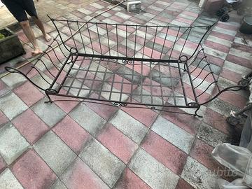 Divano in ferro battuto