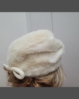 cappello elegante da cerimonia