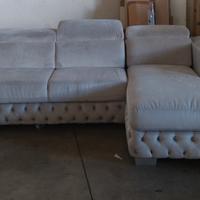 divano con chaiselongue