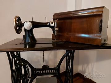 Vecchia macchina da cucire.