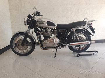 Triumph Bonneville - 2006