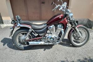 Suzuki VS Intruder 750 - 1988 epoca/ASI