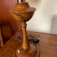 Lampada da tavolo vintage in legno massello
