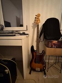 Basso Fender Squier Precision Bass