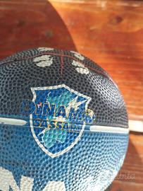 Mini Pallone da basket Autografato Dinamo Sassari