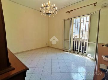 4 LOCALI A PALERMO
