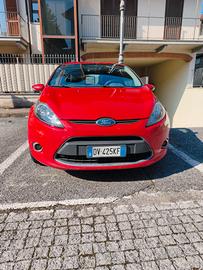 Ford Fiesta 1.2 Gpl 2009 rossa