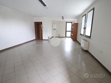 MONOLOCALE A SAN GIORGIO BIGARELLO